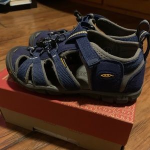 Boys Keen Seacamp II Sandals — Size 13